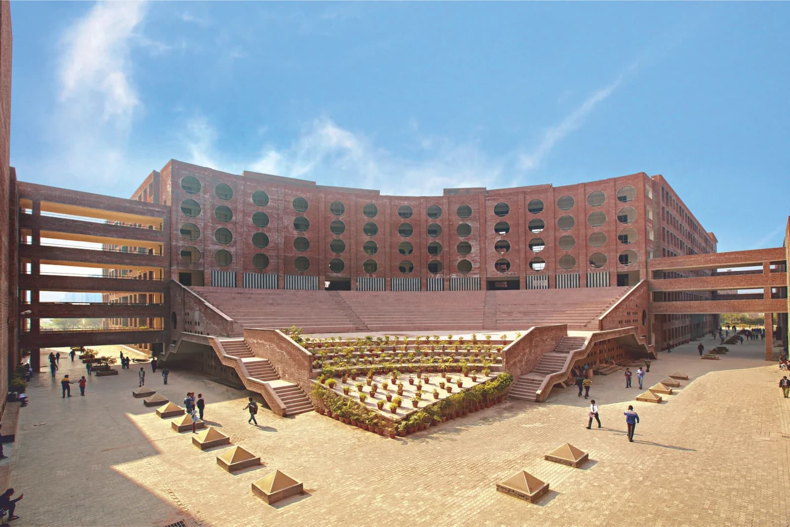Lovely Professional University (LPU) Jalandhar – Admission 2023, Fees, Placement & Ranking